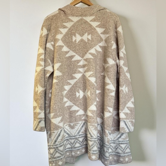 Frye Tan and White Cardigan Sweater with Geometric Design - Picture 3 of 8